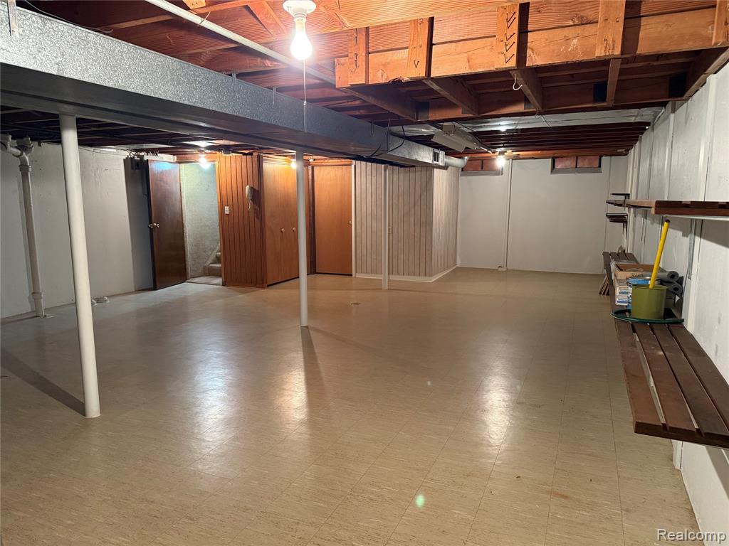 15258 Travis Street, Southgate, MI 48195 — Photo 23