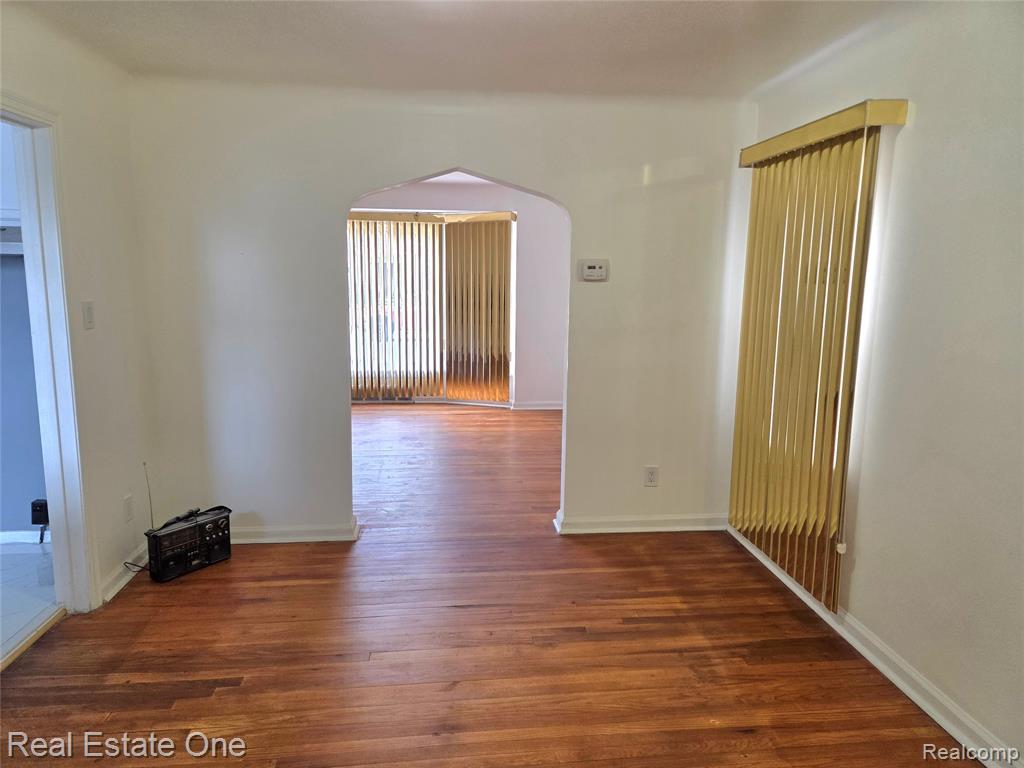 8042 Hartwell Street, Detroit, MI 48228 — Photo 18