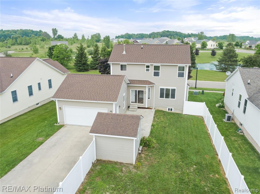 6327 Saint Charles Pass, Swartz Creek, MI 48473 — Photo 7