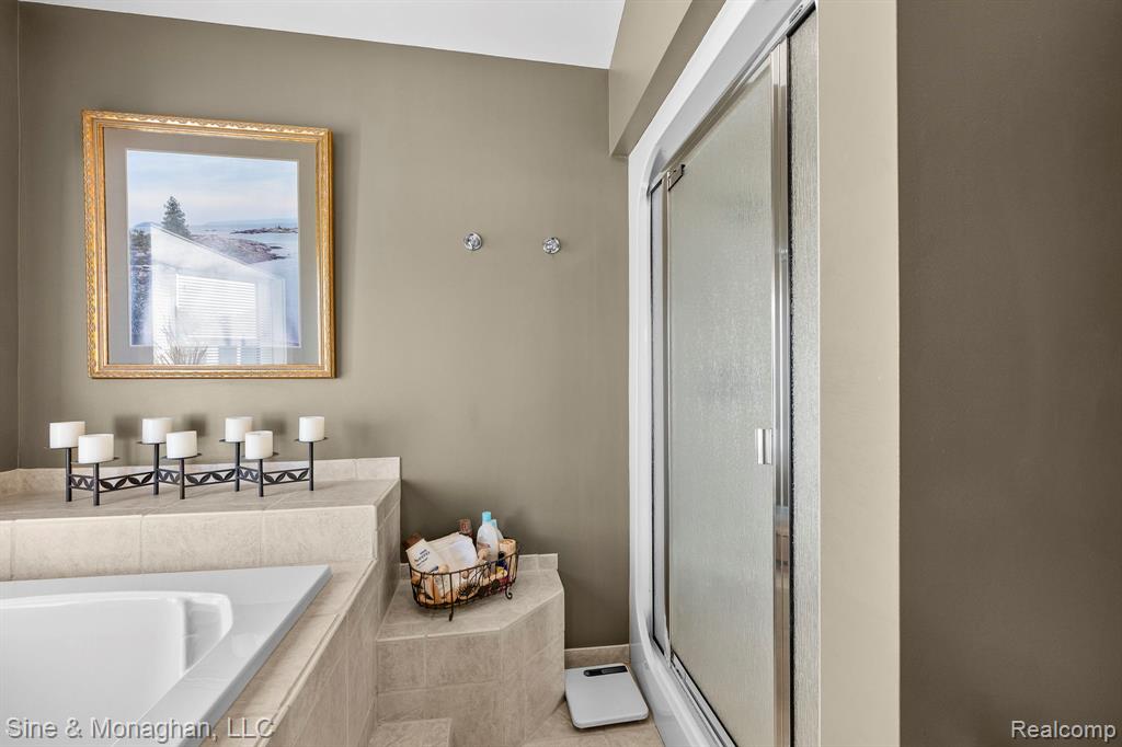 28549 Swan Island Drive, Grosse Ile, MI 48138 — Photo 38