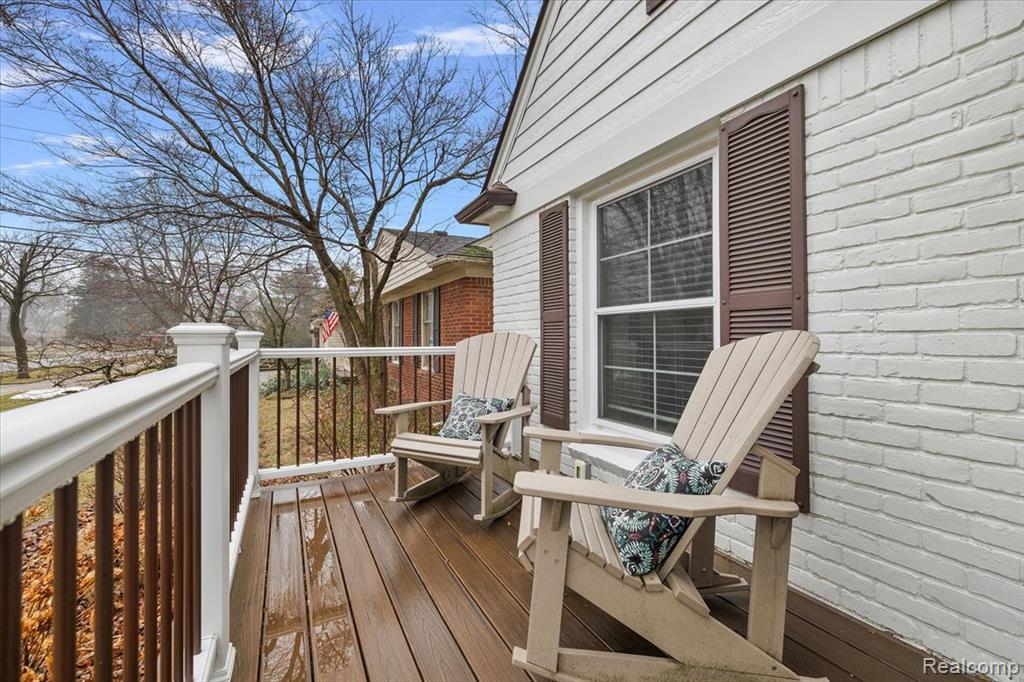 16244 Lauderdale Avenue, Beverly Hills, MI 48025 — Photo 5