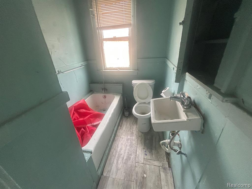 4548 COOPER Street, Detroit, MI 48214 — Photo 52