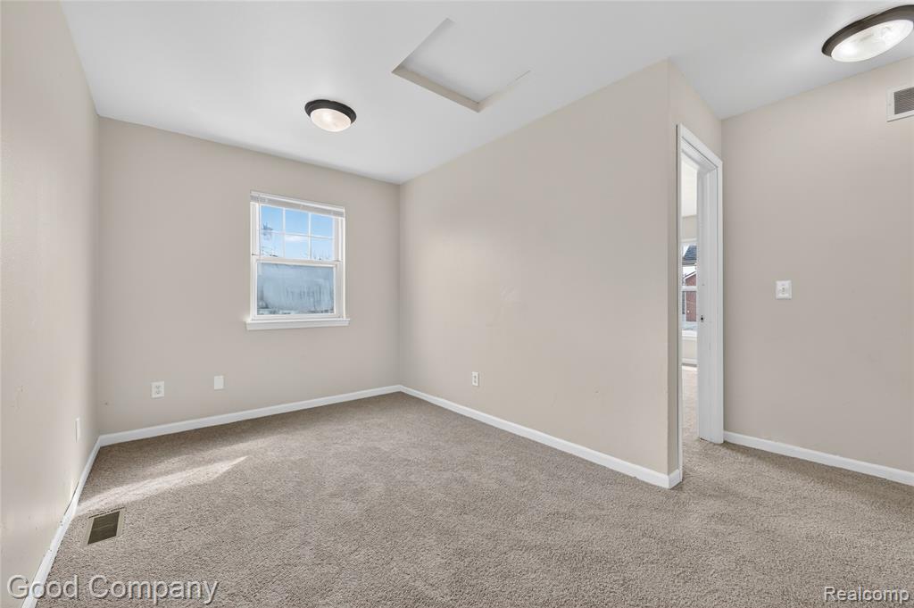 2470 Andrus Street, Hamtramck, MI 48212 — Photo 32