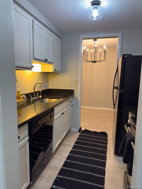 8200 E JEFFERSON Avenue, Detroit, MI 48214 — Photo 13