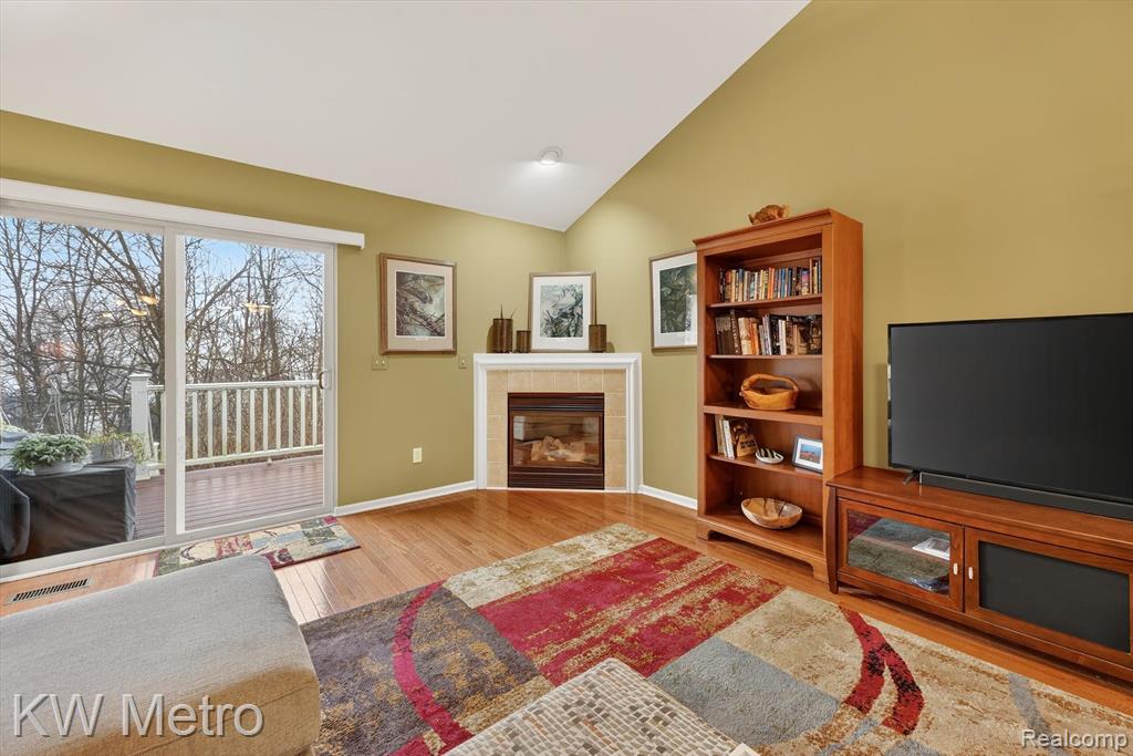4668 Summer Ridge Drive, Howell, MI 48843 — Photo 8