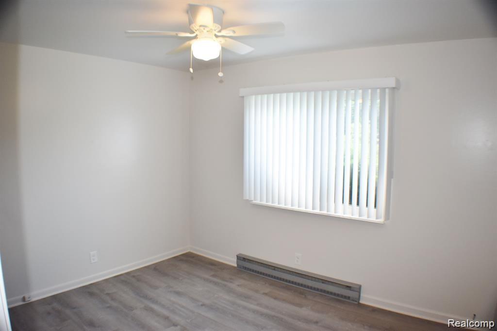 617 E FRANK Street, Fowlerville, MI 48836 — Photo 5