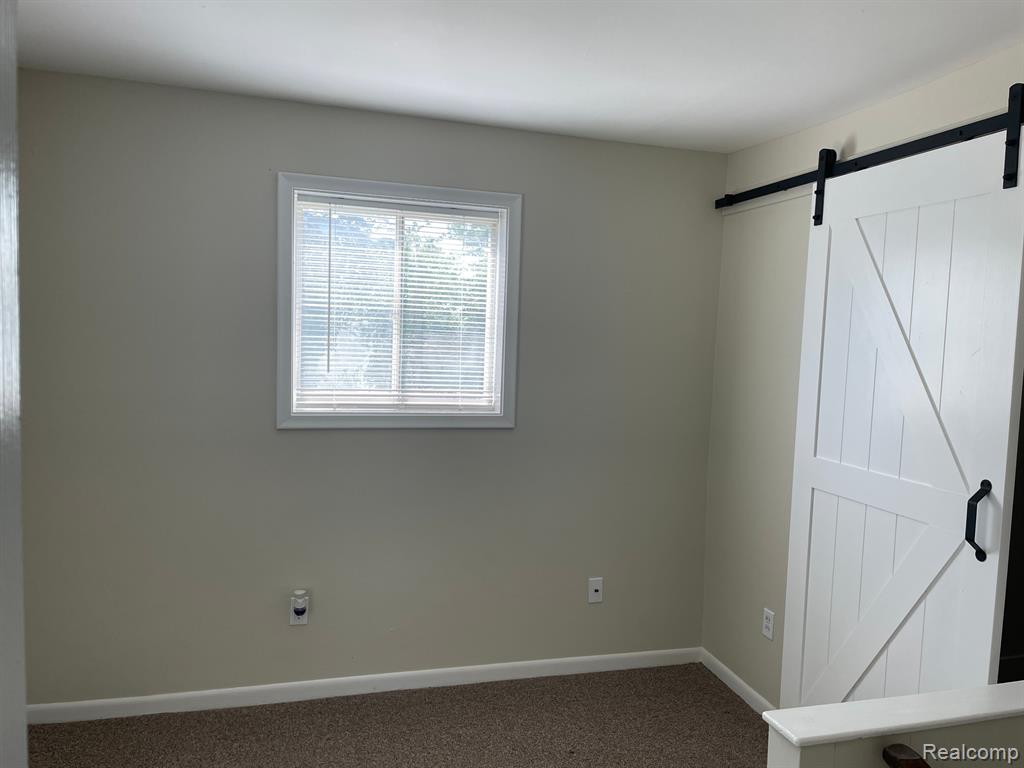 32 EAST Street, Oxford, MI 48371 — Photo 18