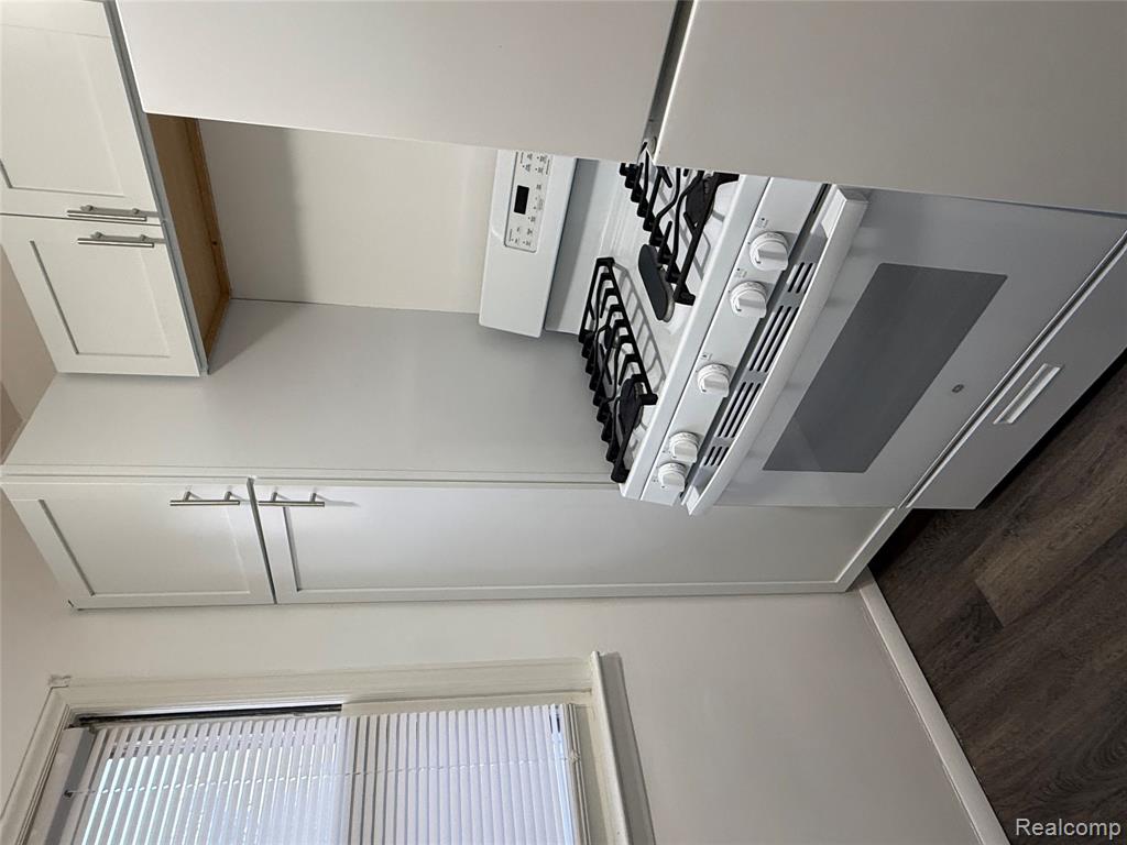 8157 Stephens, Center Line, MI 48015 — Photo 5