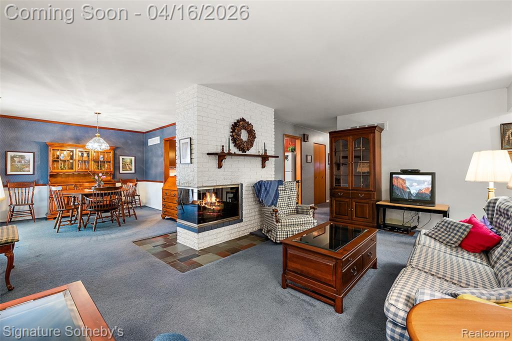 28868 Lorikay Street, Farmington, MI 48334 — Photo 5