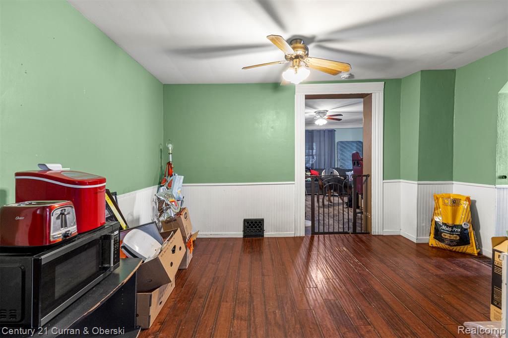 919 Harrison Street, Monroe, MI 48161 — Photo 8