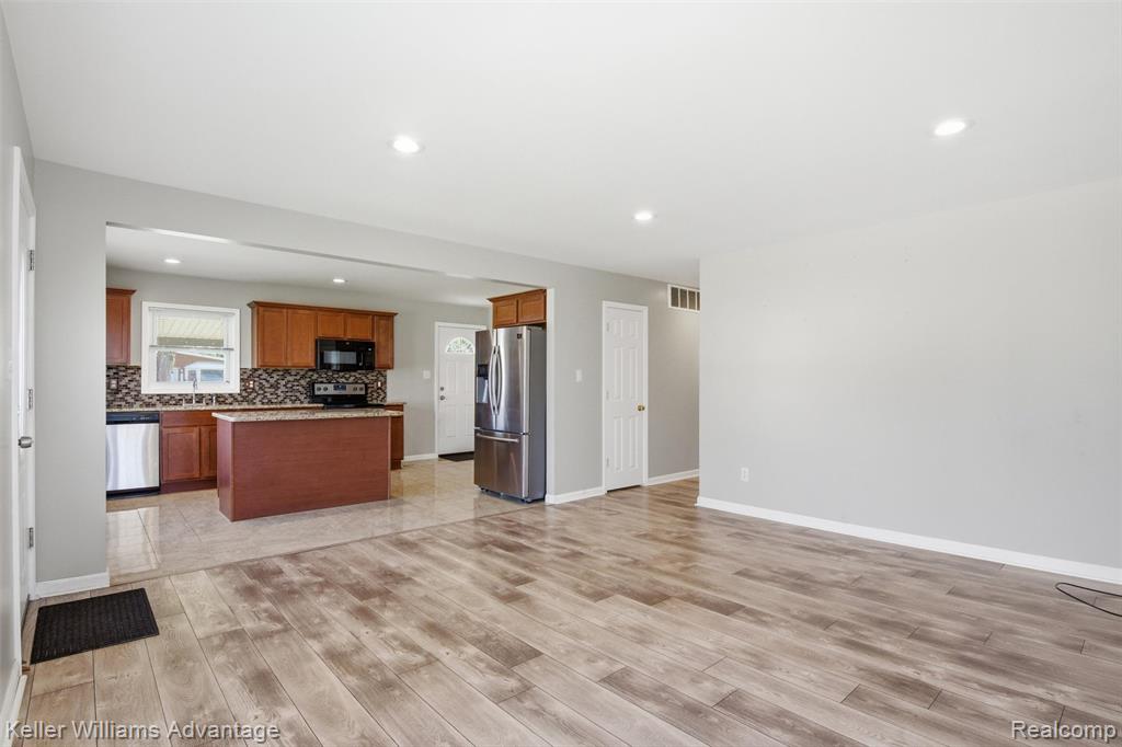 7435 Lathers Street, Westland, MI — Photo 5