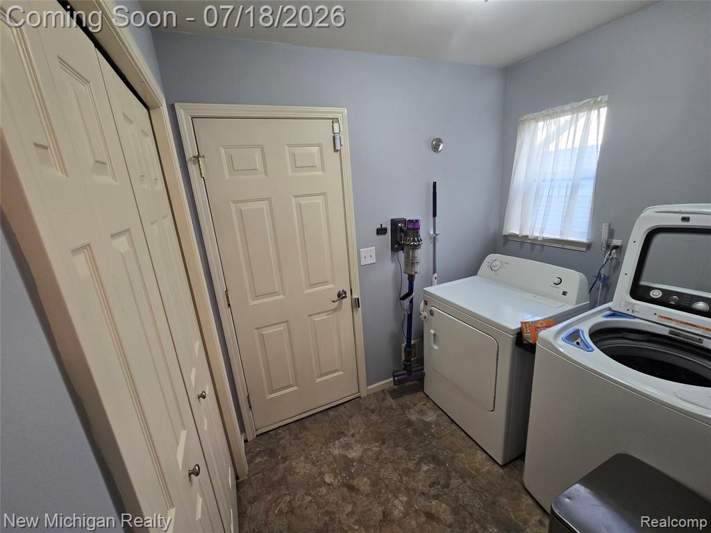 8165 Timber Trail, White Lake, MI — Photo 19