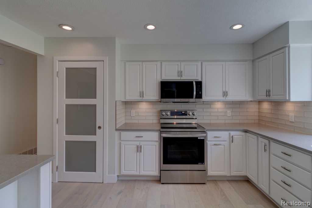 2973 Thorncrest Drive SE, Grand Rapids, MI 49546 — Photo 29