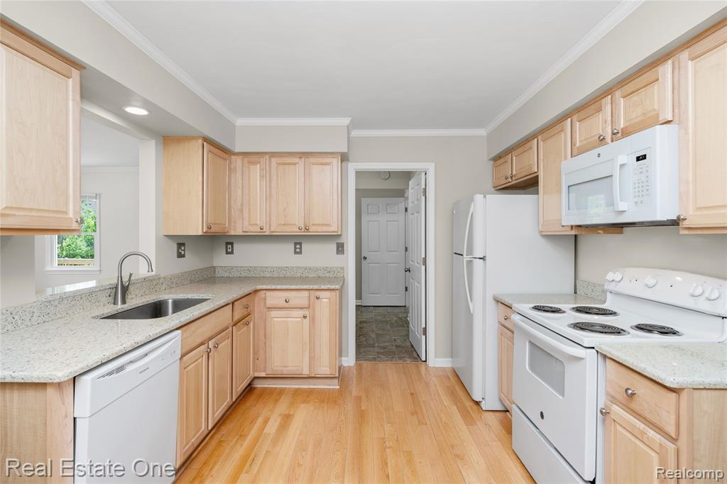 9503 Edward Drive, Brighton, MI 48114 — Photo 18