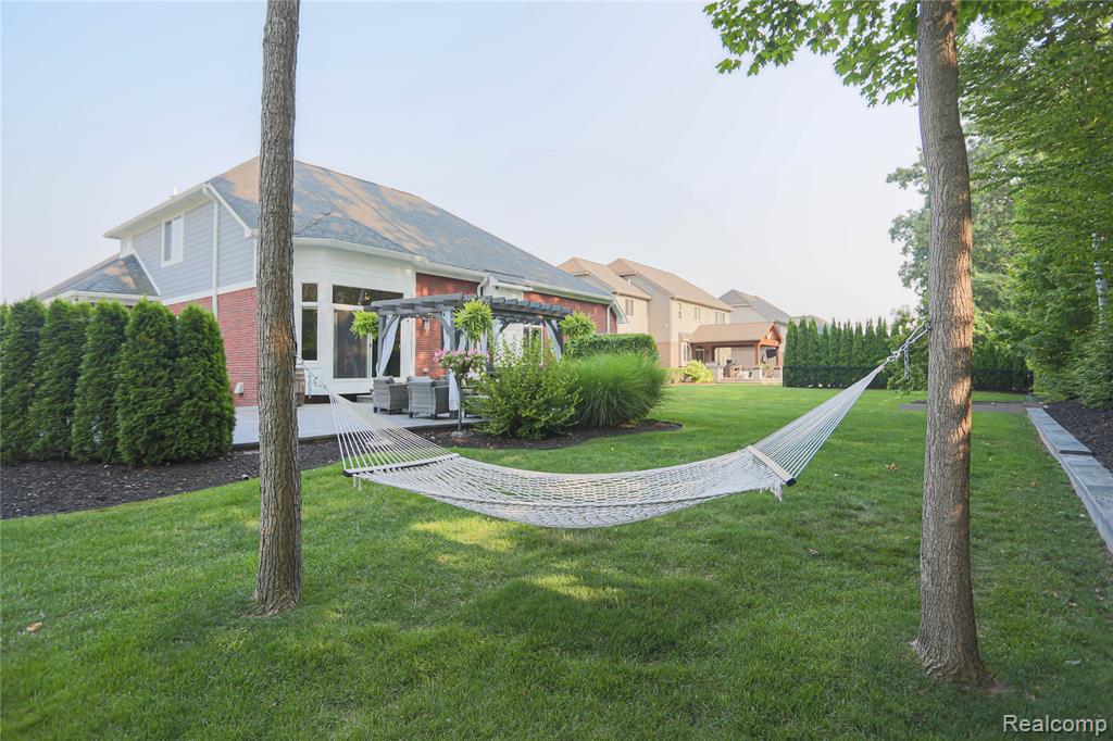 55761 Timbers Edge Drive, Shelby Twp, MI 48316 — Photo 4