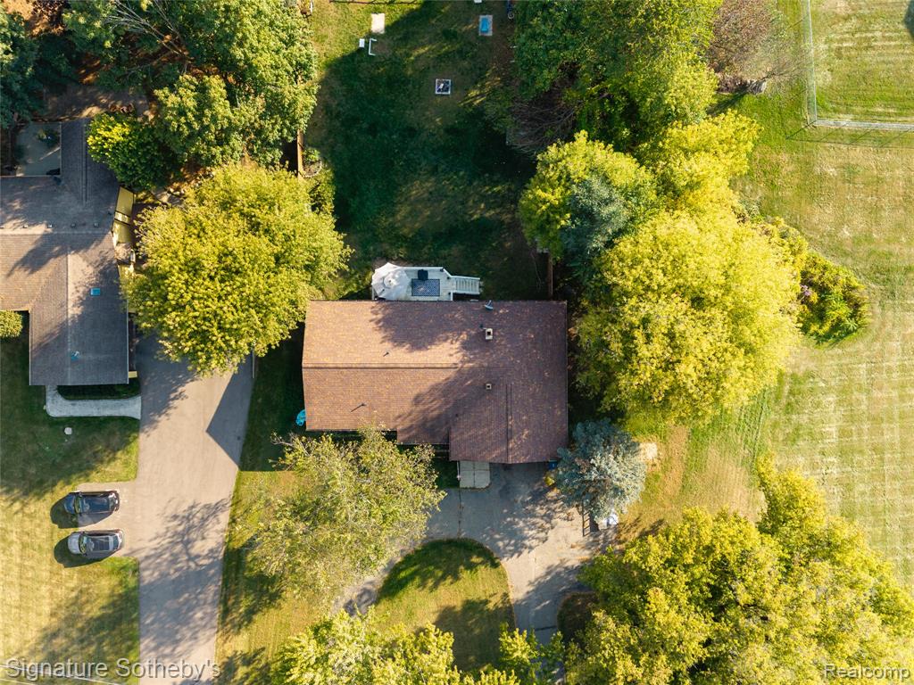 59415 Grand River Avenue, New Hudson, MI 48165 — Photo 30