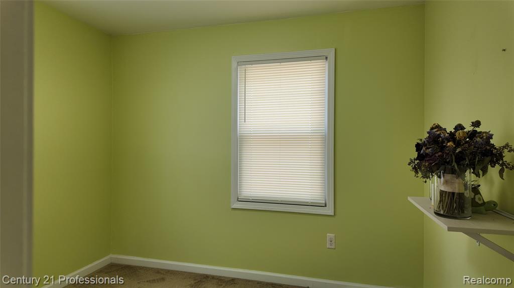 661 4th Avenue, Pontiac, MI 48340 — Photo 3