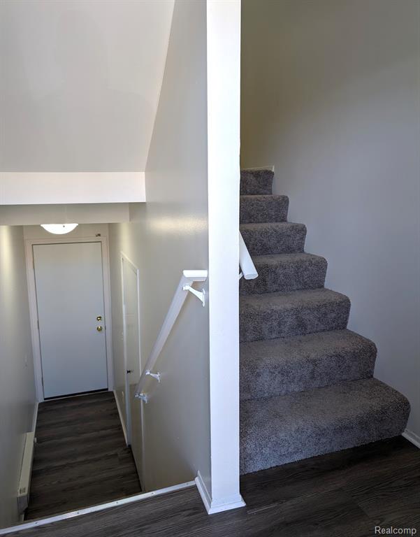 23225 GRAYSON Drive, Southfield, MI 48075 — Photo 22