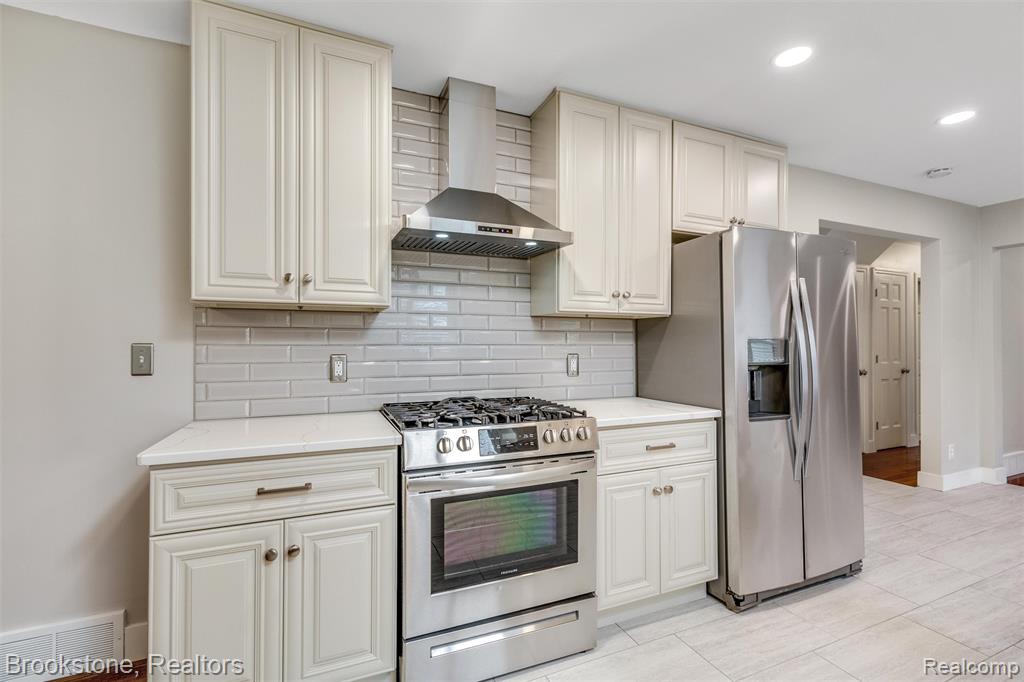 2784 Aldgate Drive, Bloomfield Hills, MI 48304 — Photo 10