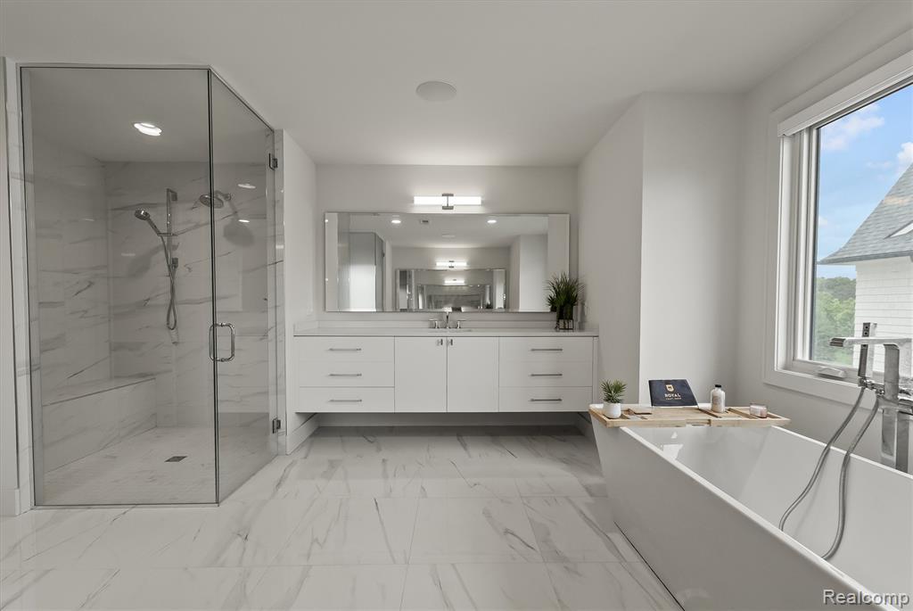 7303 Brookside Village Court, Bloomfield Hills, MI 48301 — Photo 18