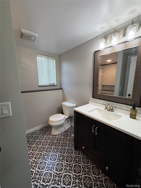 4544 Hillview Shores, Clawson, MI 48348 — Photo 22