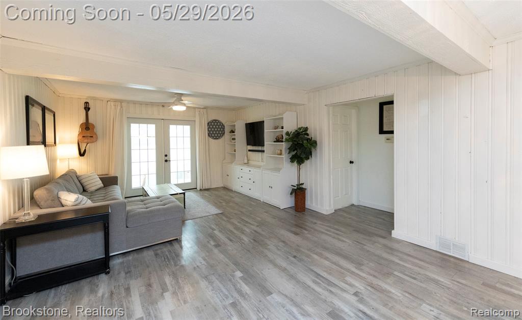 7900 DETROIT Boulevard, West Bloomfield, MI 48323 — Photo 29