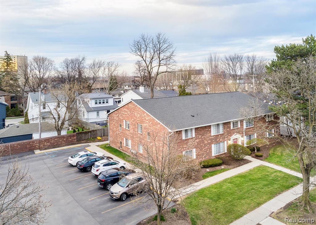 575 E Lincoln Street, Birmingham, MI 48009 — Photo 2
