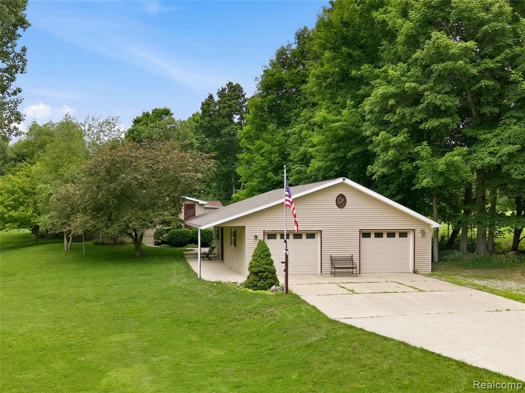 1995 Mitchell Lake Road, Attica, MI 48412 — Photo 43