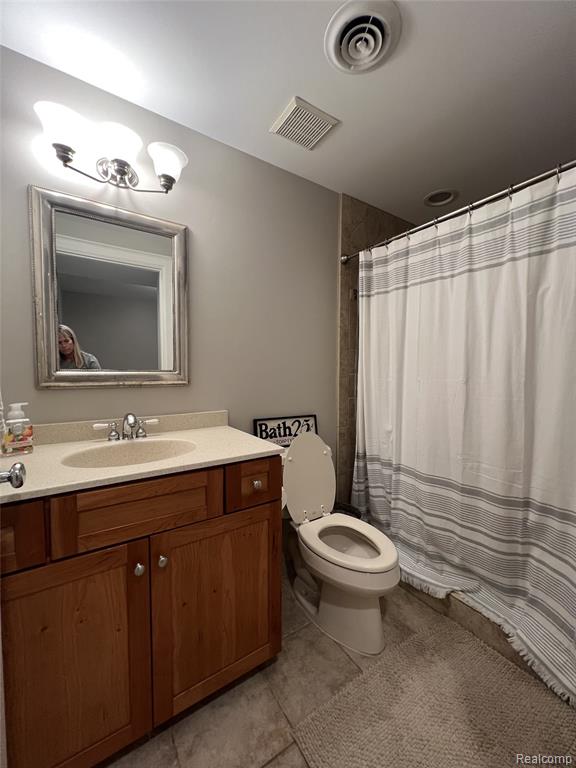 7603 Kingfisher Court, Dexter, MI 48130 — Photo 32