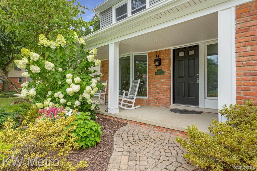 635 Timberline Drive, Rochester Hills, MI 48309 — Photo 3