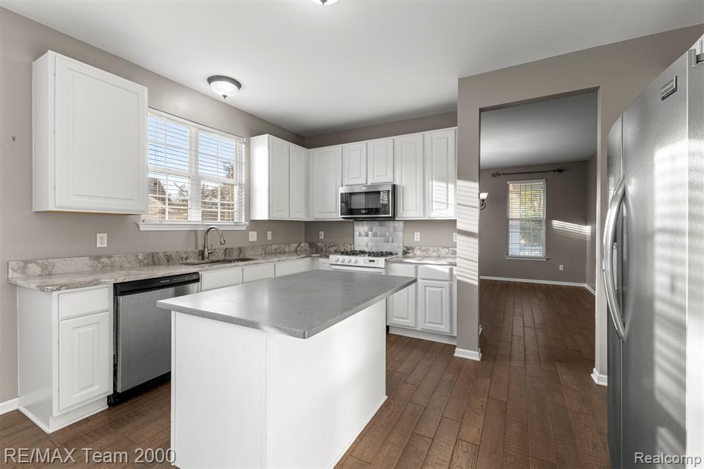 7314 Village Park Drive, Clarkston, MI — Photo 17
