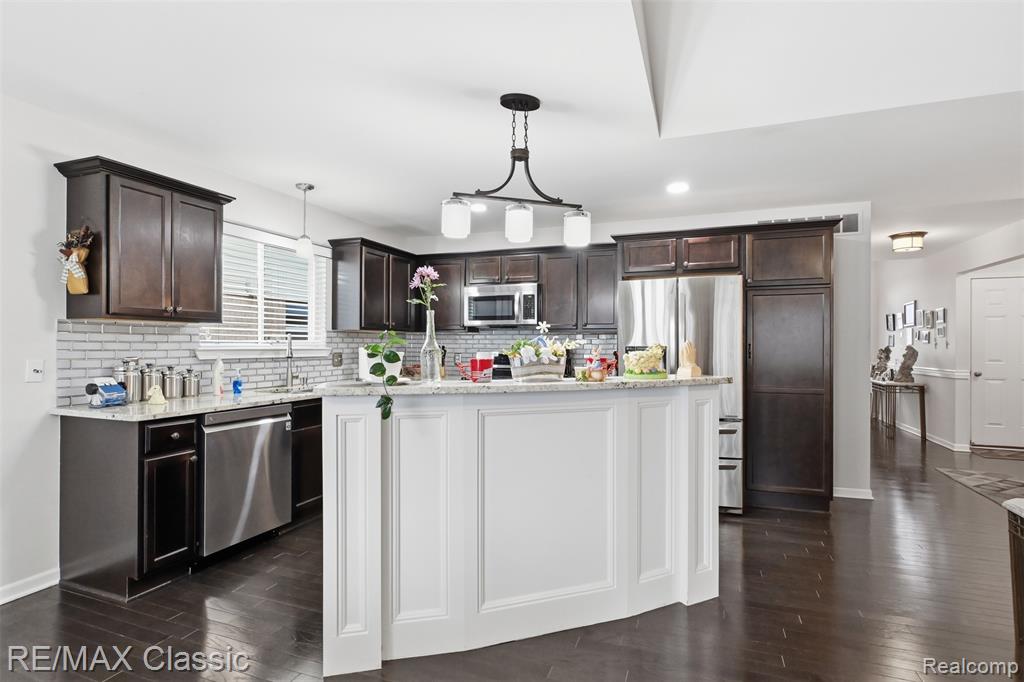 9260 Liberty Court, Livonia, MI 48150 — Photo 5