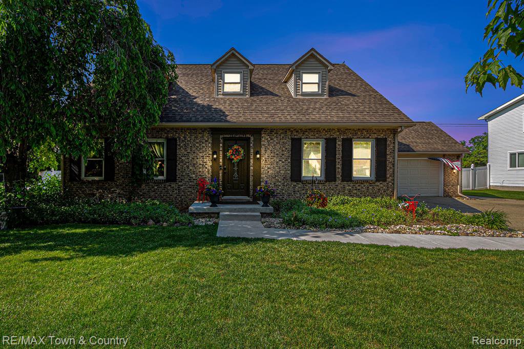 813 Birchwood Drive, Flushing, MI 48433 — Photo 56