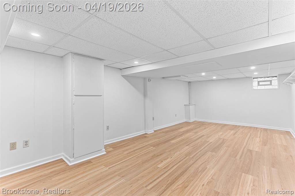 719 W 12 Mile Road, Royal Oak, MI 48073 — Photo 26