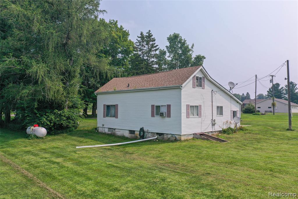2152 E Ohmer Road, Mayville Vlg, MI 48744 — Photo 24