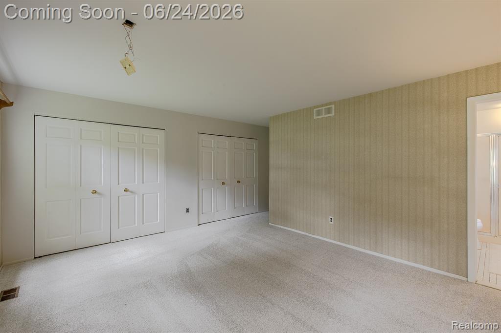 710 Basswood Drive, Rochester Hills, MI 48309 — Photo 28