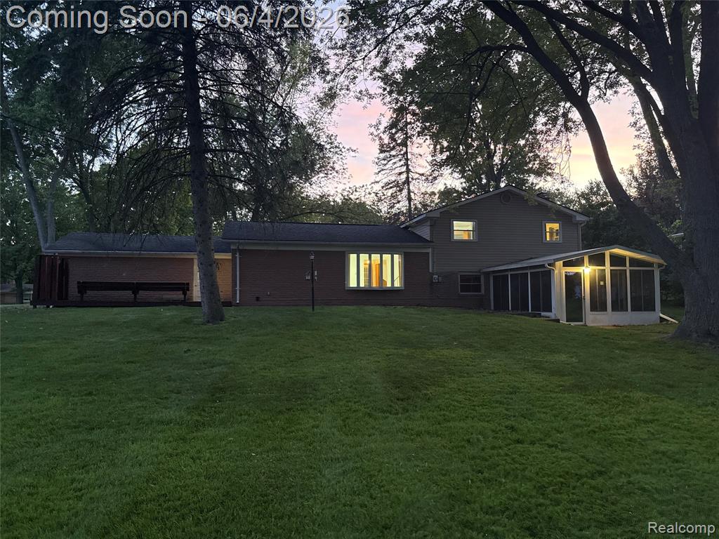 6382 Houghten Drive, Troy, MI 48098 — Photo 43
