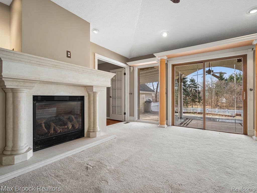 45419 HEATHERWOODE Lane, Macomb, MI 48044 — Photo 18