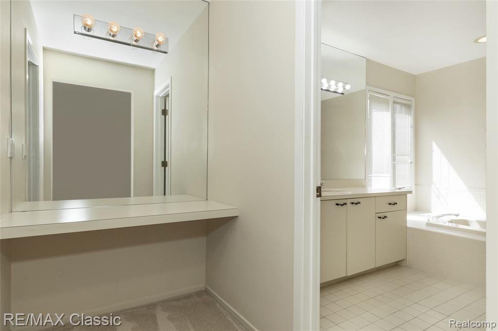4860 Pelican Way, West Bloomfield, MI 48323 — Photo 26