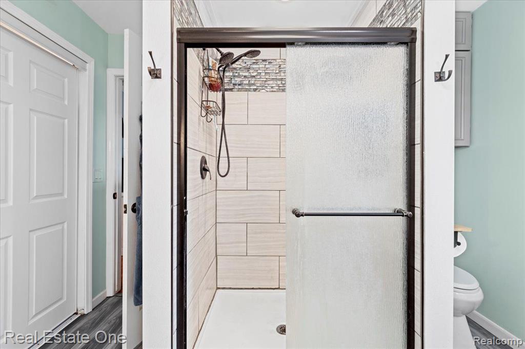 805 WOODLEIGH Way, Oxford, MI 48371 — Photo 36