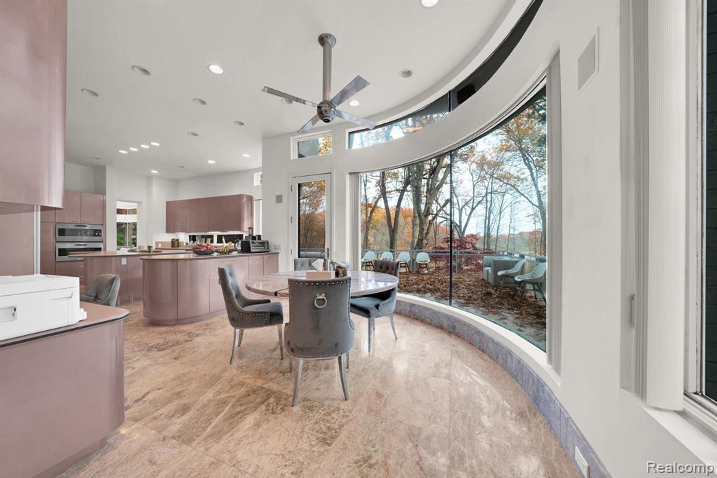 1744 Heron Ridge Drive, Bloomfield Hills, MI, 48302