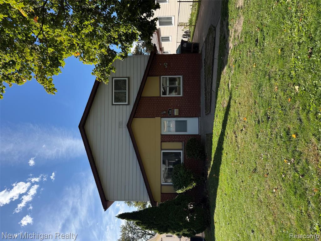 5846 Jackson Street S, Taylor, MI 48180