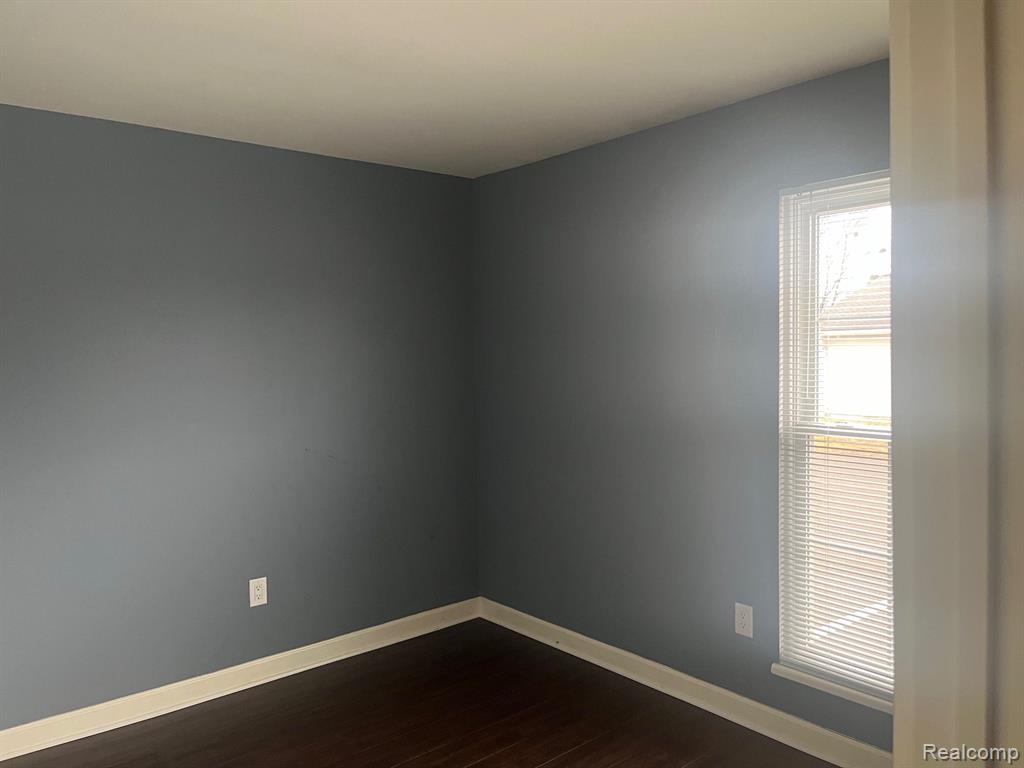 39828 VILLAGE WOOD Circle, Novi, MI — Photo 17