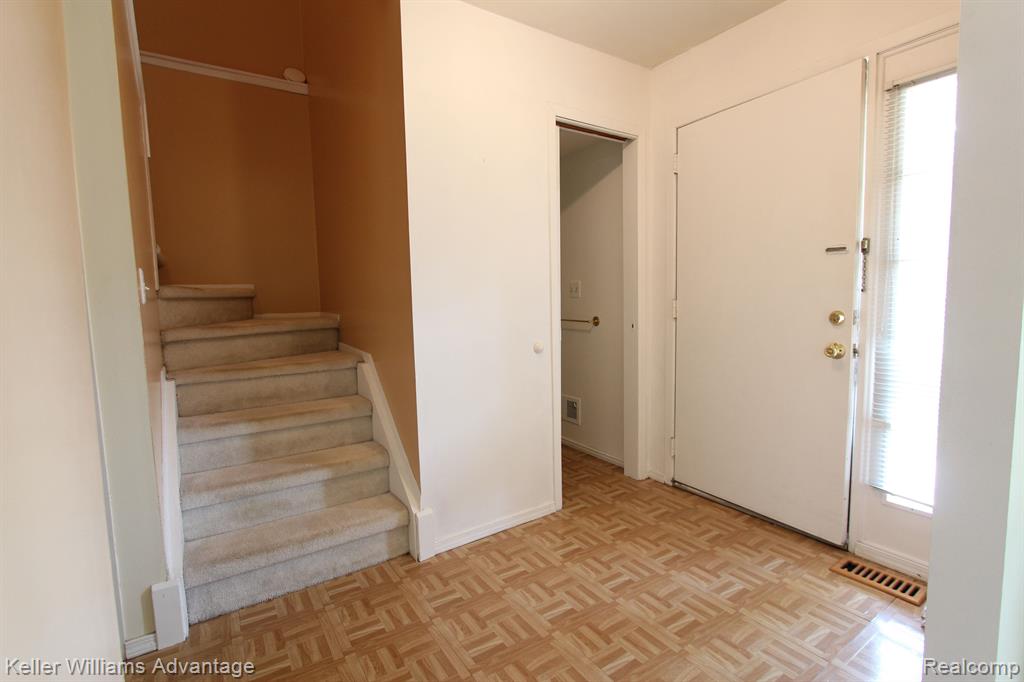 42193 Pellston Drive, Northville, MI 48167 — Photo 2