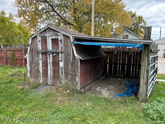 624 12th Street, Port Huron, MI 48060 — Photo 29