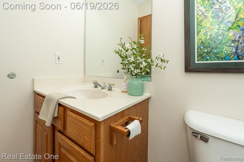 6595 Scenic Pines Court, Clarkston, MI — Photo 25
