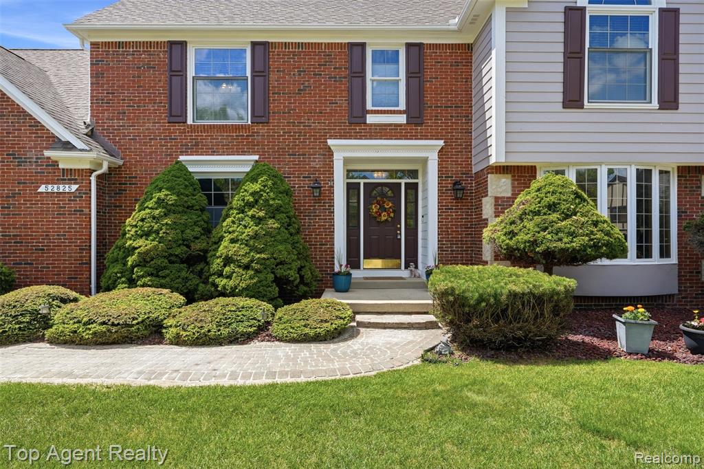 52825 Seven Oaks Drive, Utica, MI 48316 — Photo 50