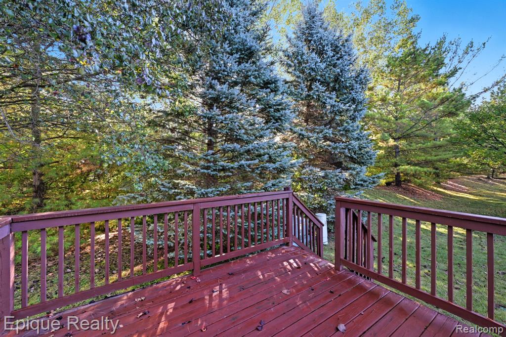 8851 Hardwood Drive, Belleville, MI 48111 — Photo 7