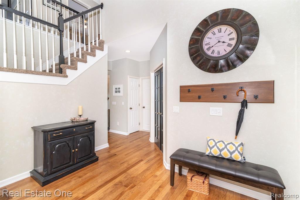 59633 Trena Lane, South Lyon, MI 48178 — Photo 8