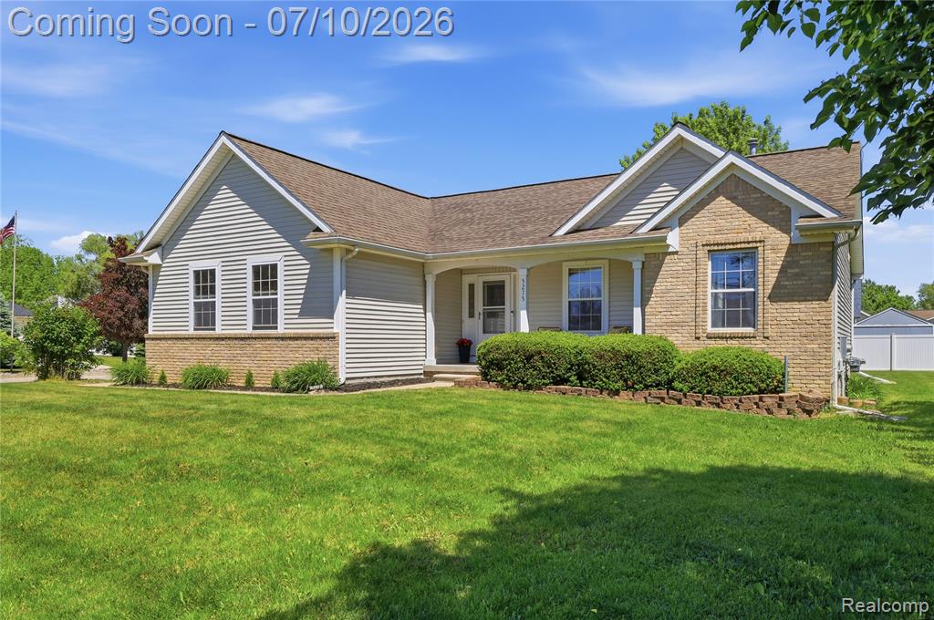 5275 E Maple Avenue, Grand Blanc, MI 48439 — Photo 5